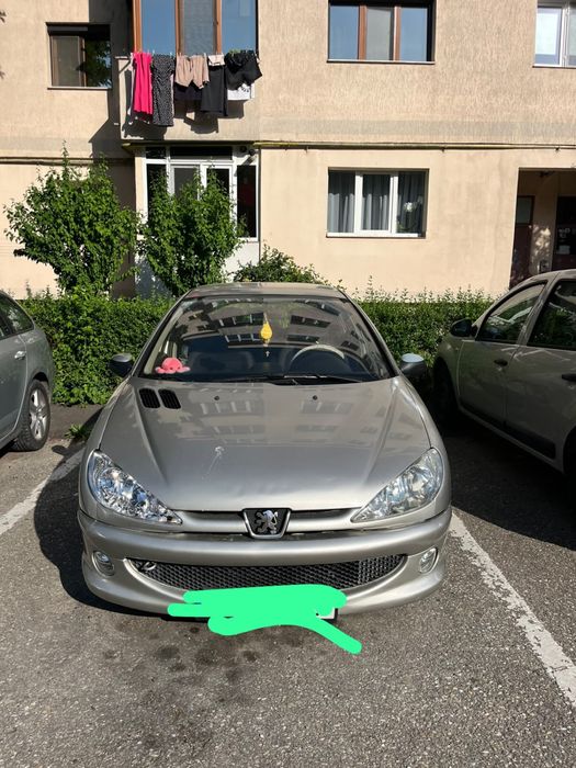 PEUGEOT 206