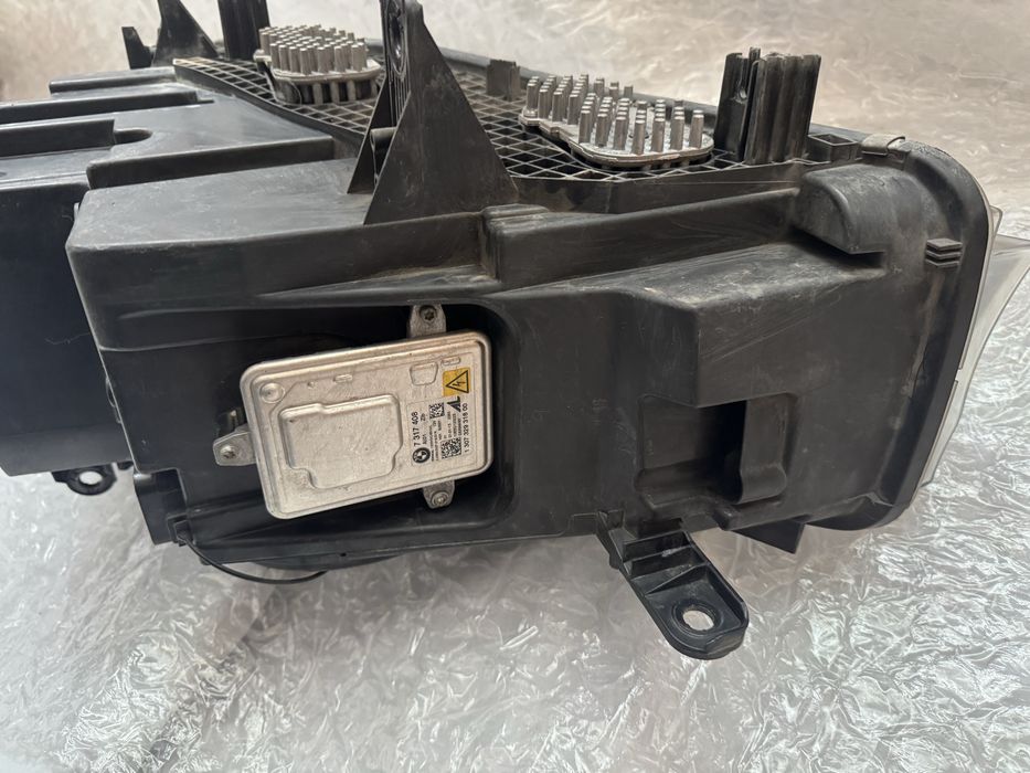 Десен фар BMW X5 F15 биксенон /лед x6/f16