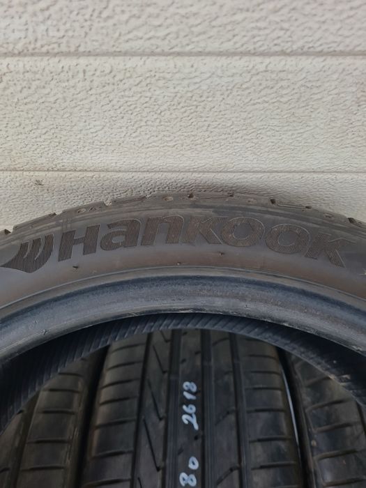 Летни гуми 4 броя Спорт П. HONAKOOK Ventus S1 Evo2 255 35 R18 225 40 R18 дот 2618