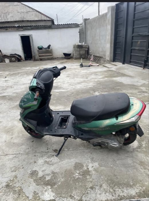 Мопед скутер м 8