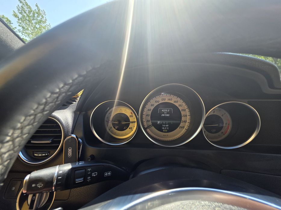 Vând mercedes Amg c220 2013