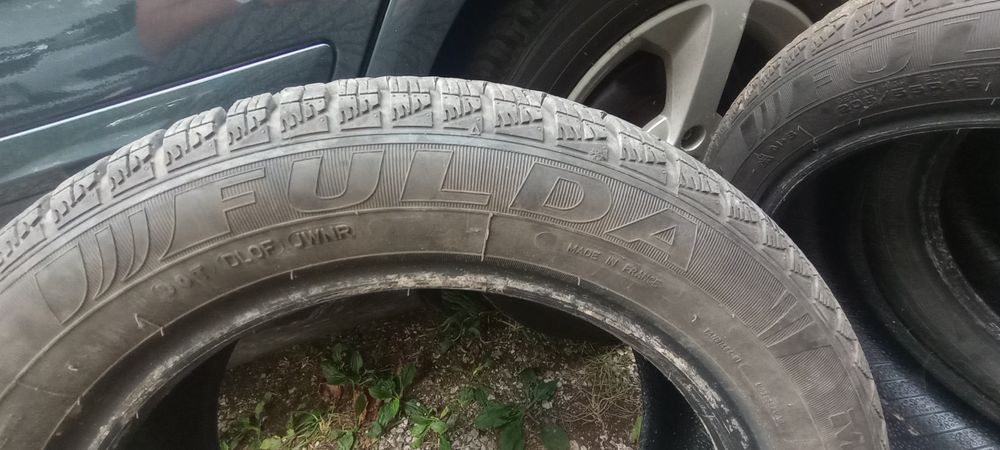 Зимни гуми на един сезон .стоя ли две години в  гаража.
