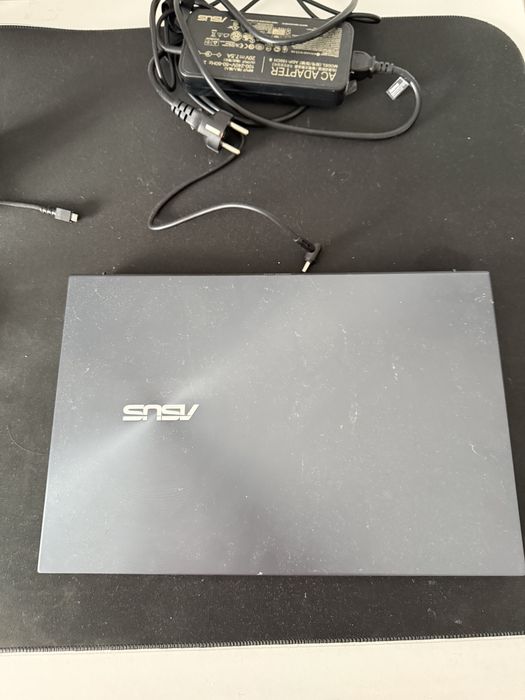 Asus Zenbook pro 15