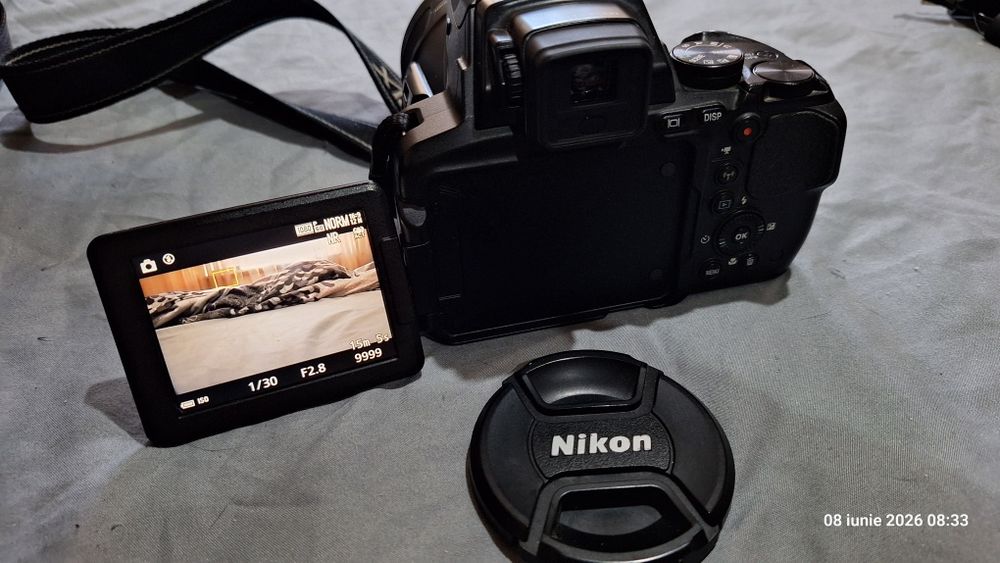 Aparat foto Nikon P900