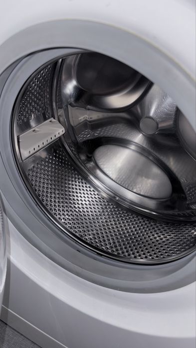 Стиральная машина Indesit IWSB 5105
