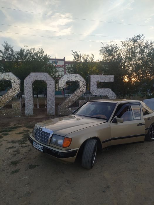 Mercedes Е 230 газ - бензин