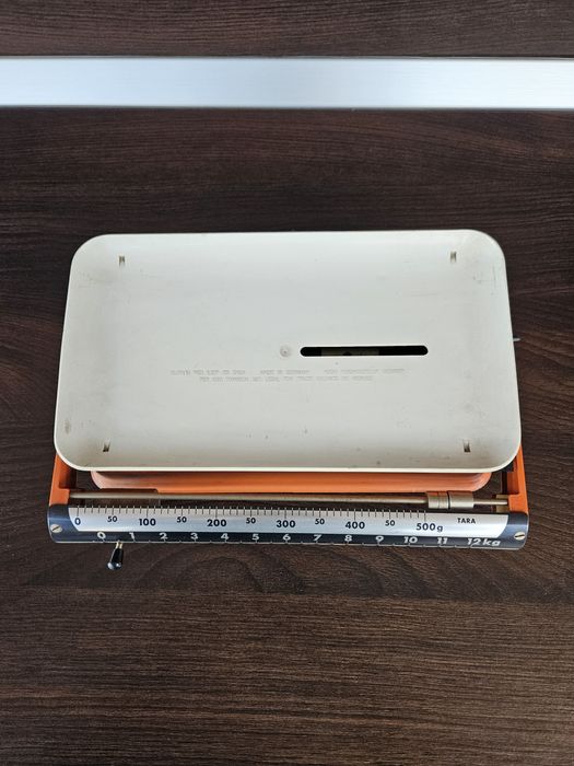 Ретро везна-кантар