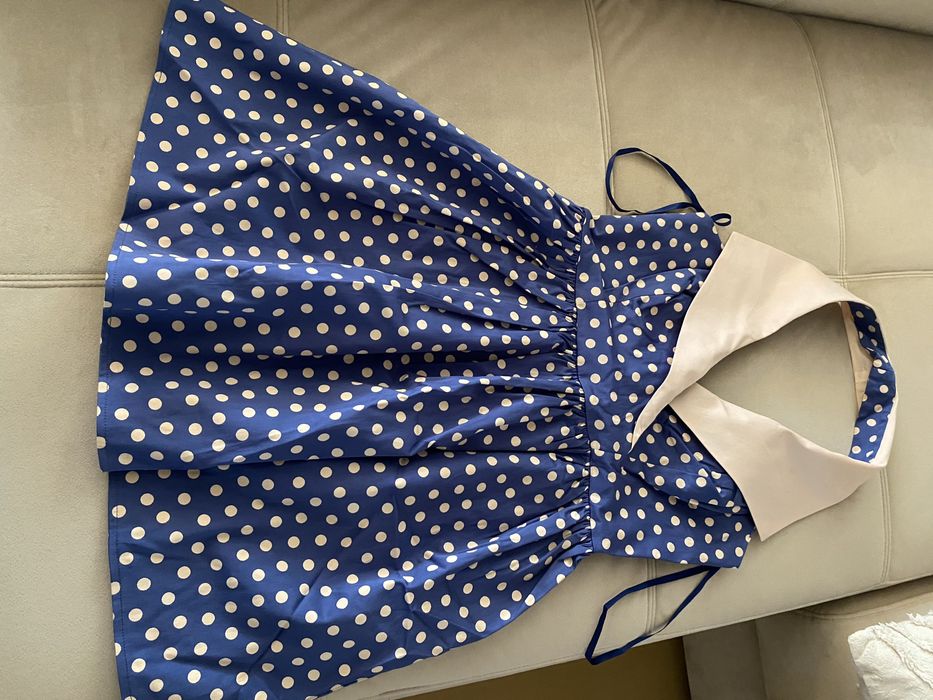 Rochie scurta cu spatele gol