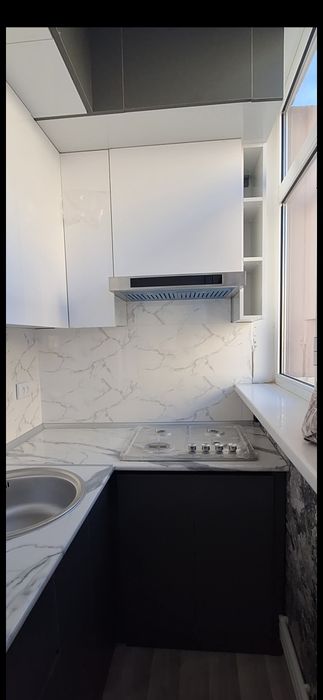 Кухонный гарнитур для 6-ти метровой веранды