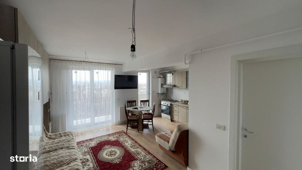 Apartament 2 Camere - Transformat In 2 Locuinte Independente