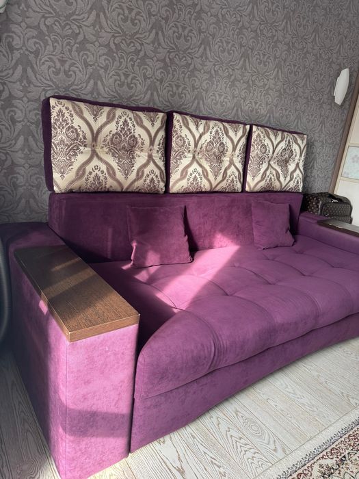 Продам диван раскладной б/у