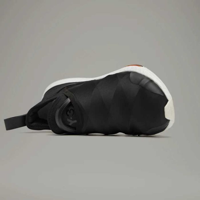 Кроссовки женские adidas Y-3 Ultraboost 22! Новые в коробке!