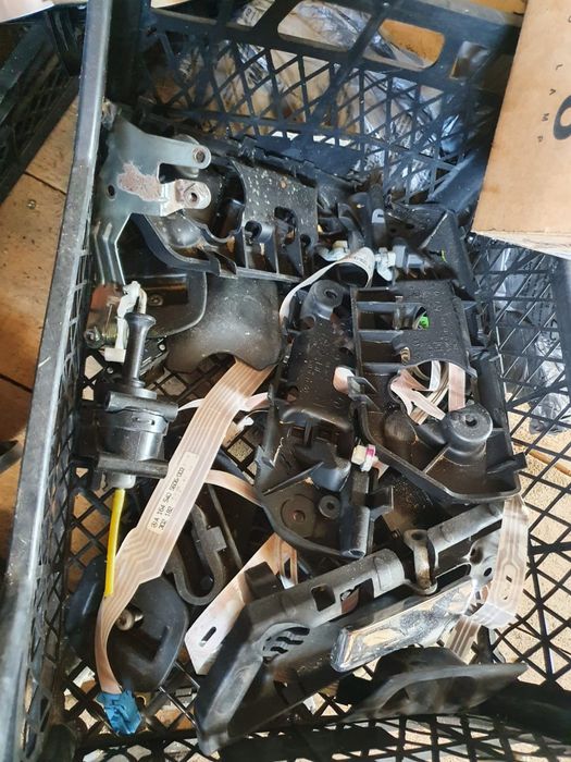 Mercedes,  land rover