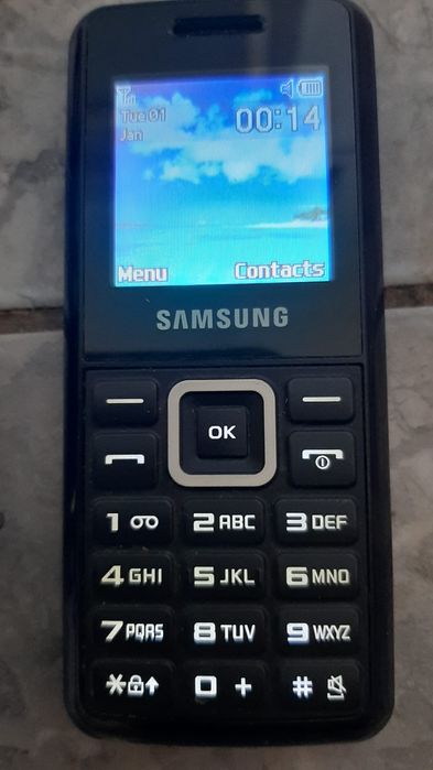 Vind Samsung E 1110,liber rețea,inclusiv Digi,cu incarcator