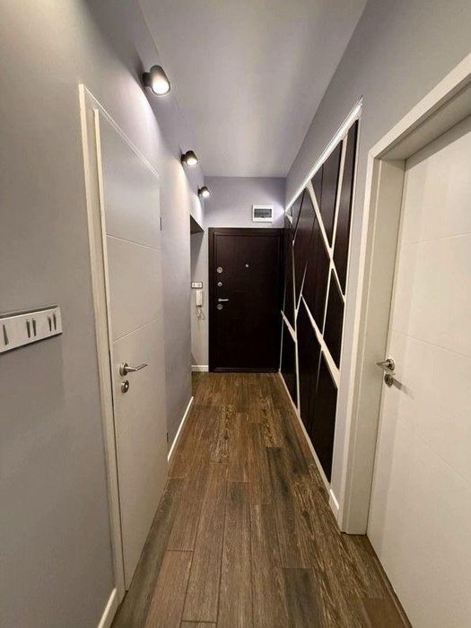 Дава се под наем Тристаен апартамент в София, Лозенец - 76 кв.м за 946.56 € - Снимка #10