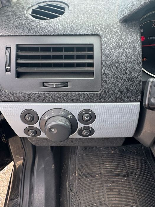 Opel astra h an 2007