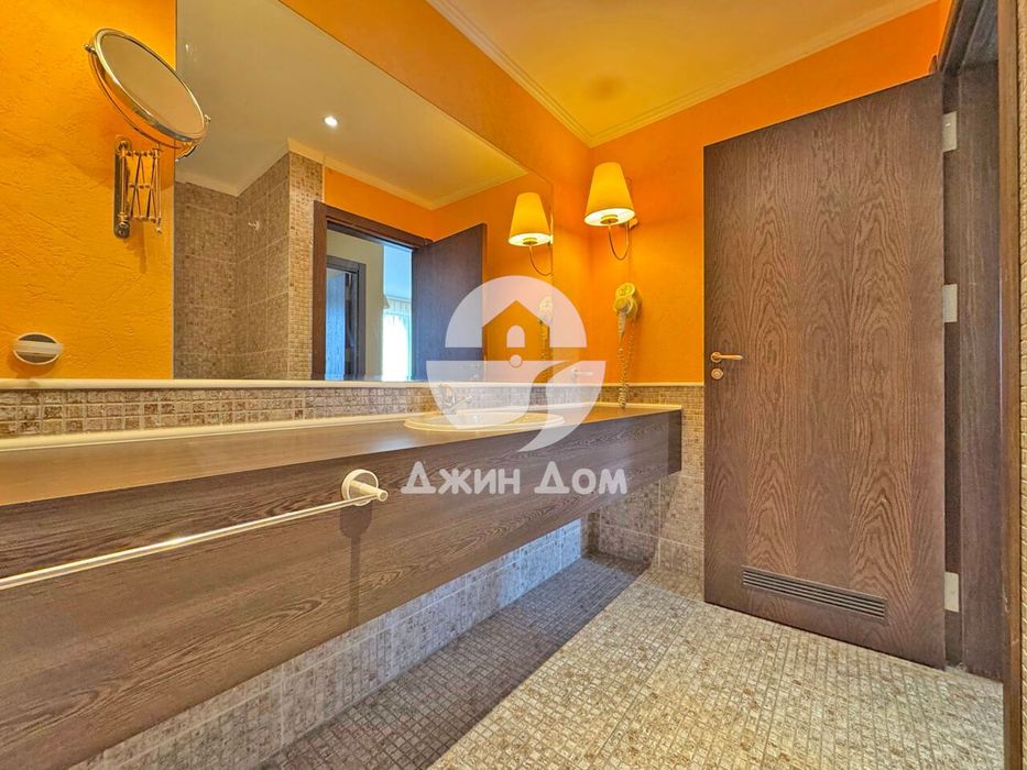 Продава се Двустаен апартамент в к.к. Слънчев бряг - 69 кв.м за 1283 €/кв.м - Снимка #9