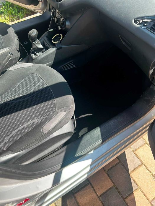 Peugeot 208 1.4 hdi 83 mii km prop de noua