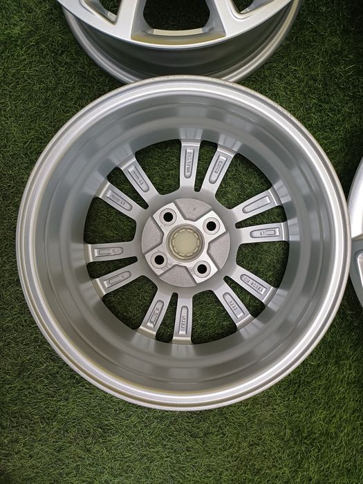 Диски R15 4x100 на Chevrolet Cobalt и другие.
