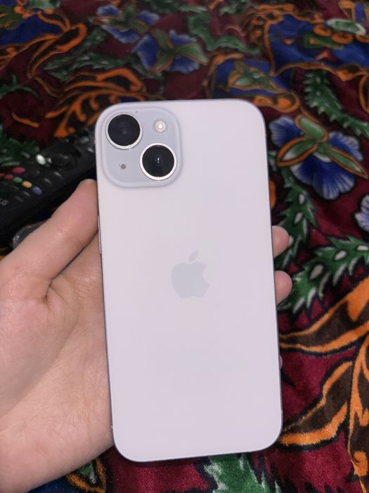 Айфон 15 голубой цвет