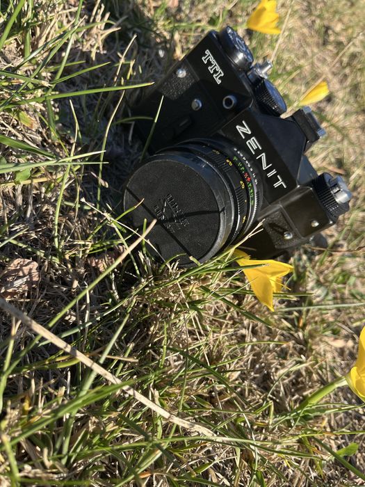 Фотоапарат Zenit TTL+Helios-44M 2/58 с кожен калъф