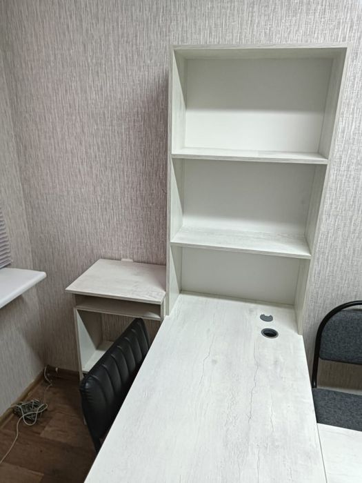 Продам офисную мебель