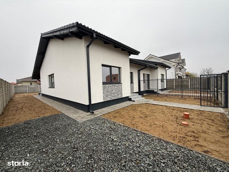 Duplex pe parter – compartimentare excelentă, teren generos.