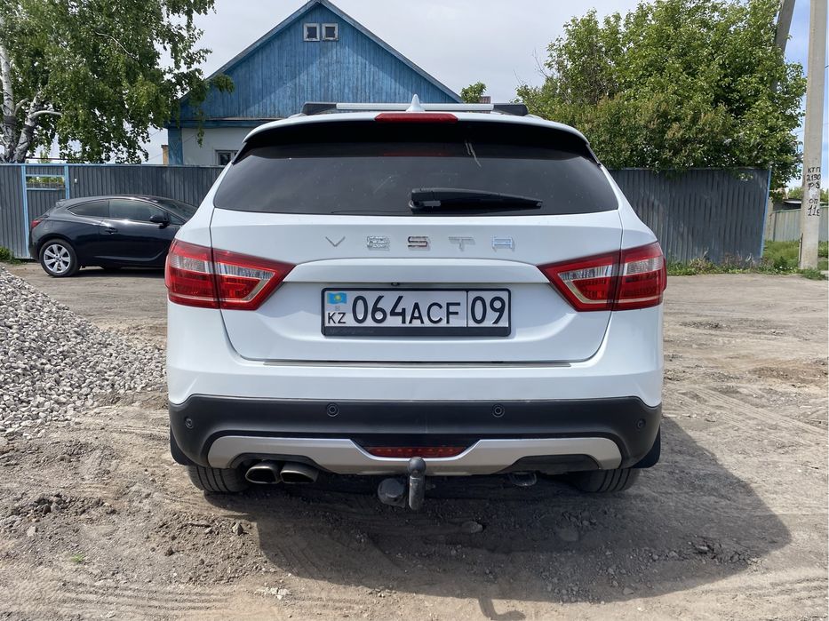 Lada vesta sw cross