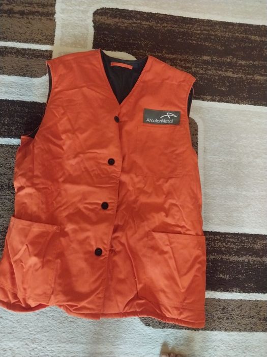 Продам спецодежда.