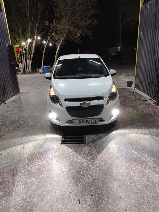 Автомобиль Chevrolet