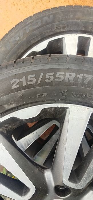 Автошины на литых дисках