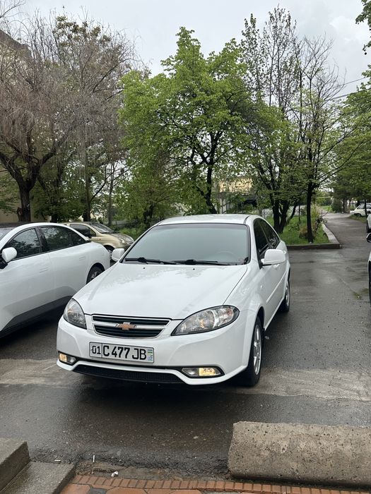 Gentra Jentra 67.000 probeg