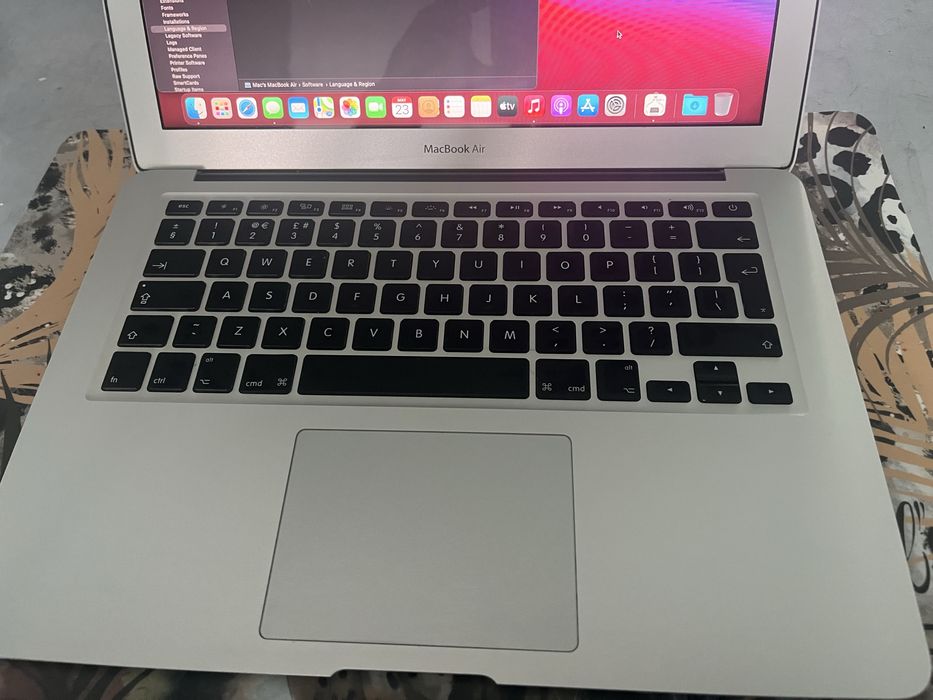 Macbook Air 6,2