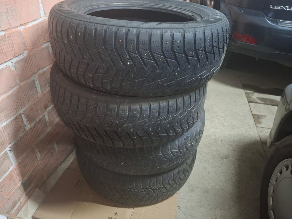 Зимние шины R18 шипы