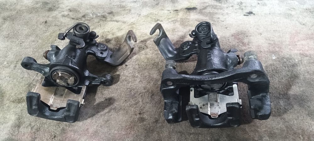 Суппорт тормозной задний Ниссан