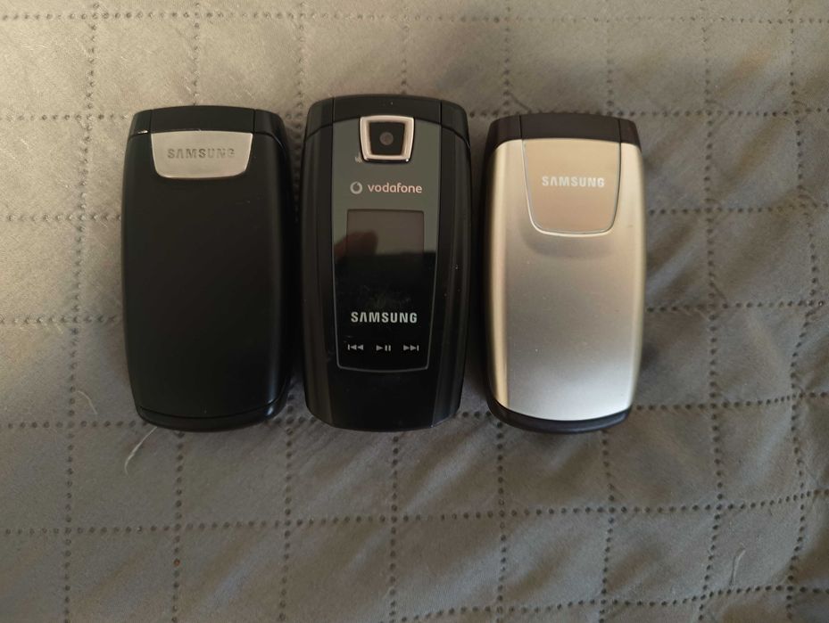 Telefon dual SIM pe butoane