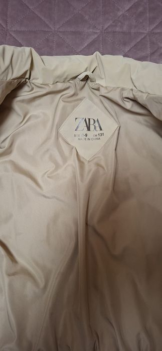 Geaca fete Zara  8-9 ani.