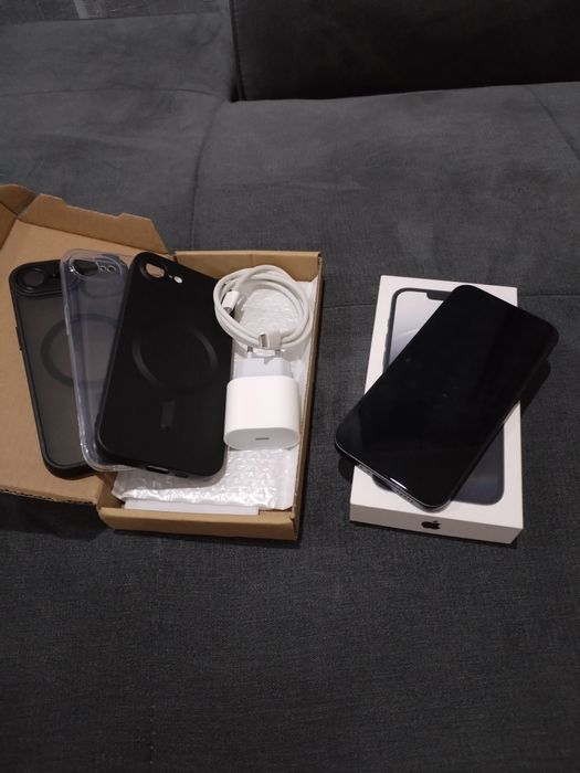 lphone 16 e 100% батерия в гаранция