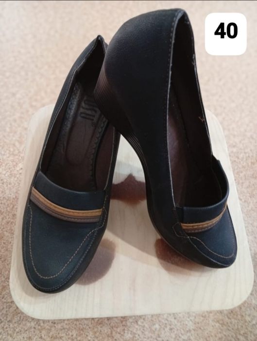 Продам новые туфли