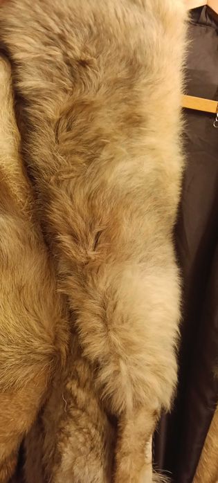 Haina blana de lup canadian lunga NOU