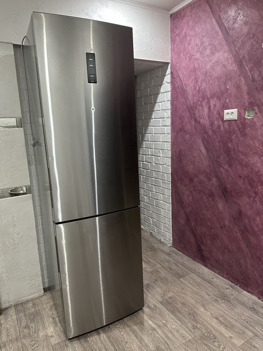 Продам холодильник Haier