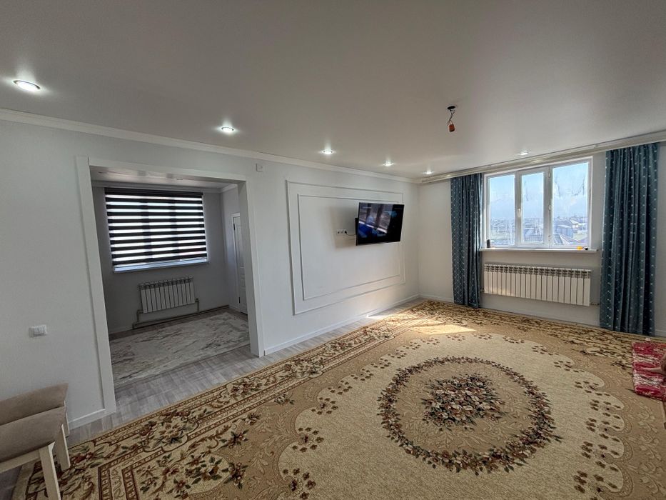 Продам большой 2 этажный дом