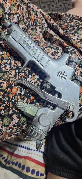 Pistol de vopsit