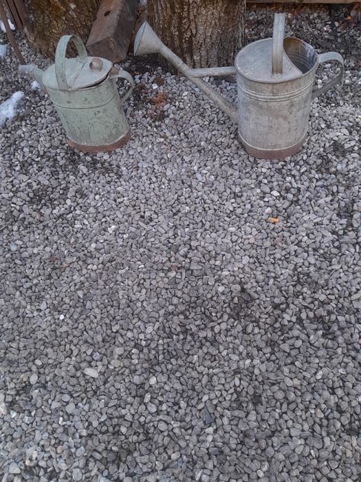 Vând stropitoare  veche