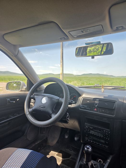 Volkswagen Golf 4