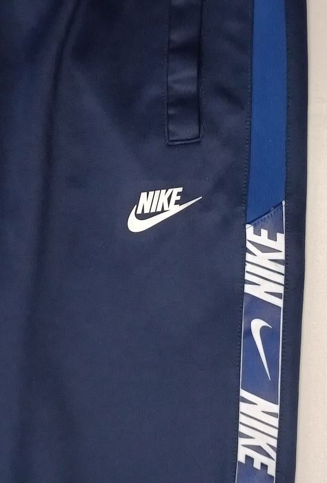 Nike Sportswear Repeat Sweatpants оригинално долнище S Найк долница