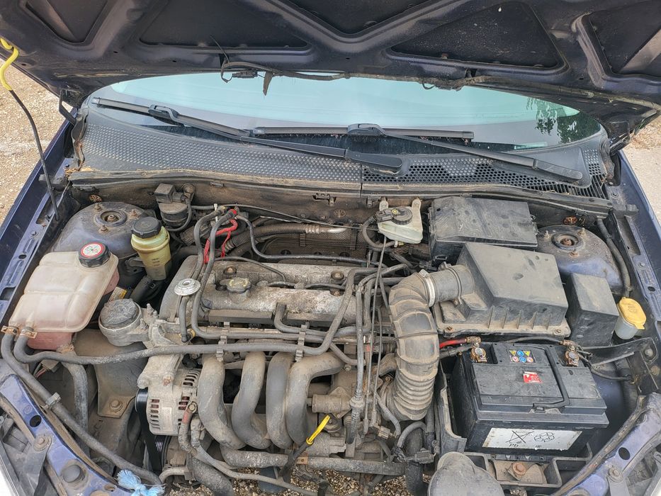 Форд фокус 1.6 бензин НА ЧАСТИ