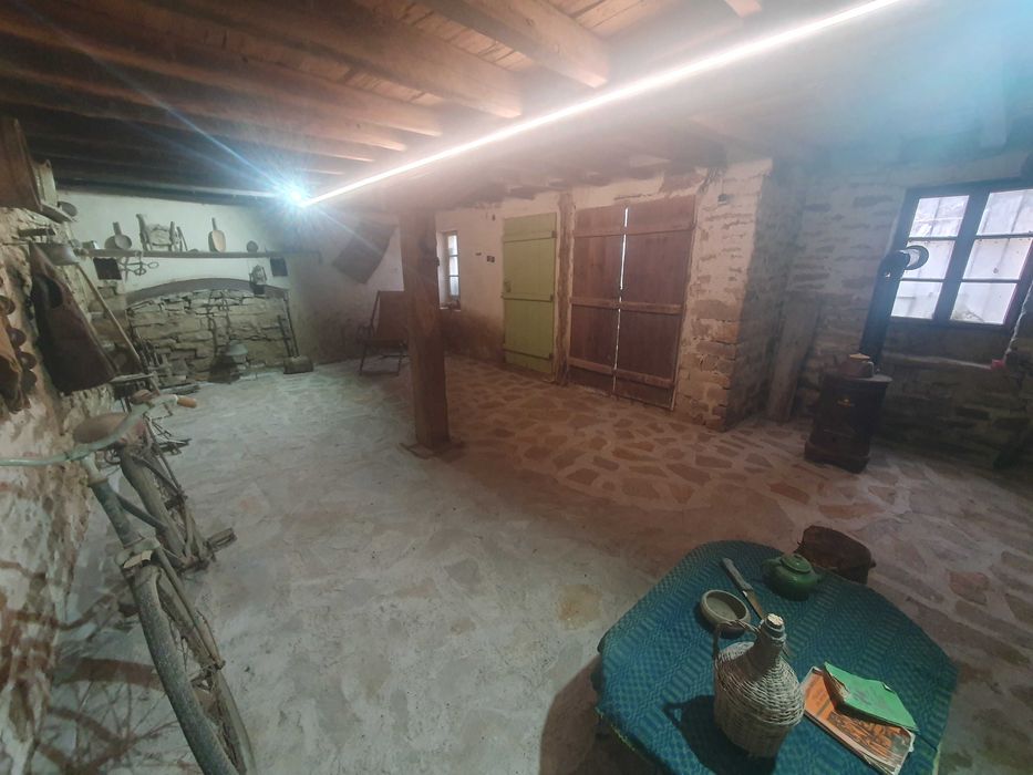 Продава се Къща в с. Никюп, Област Велико Търново - 90 кв.м за 423 €/кв.м - Снимка #11