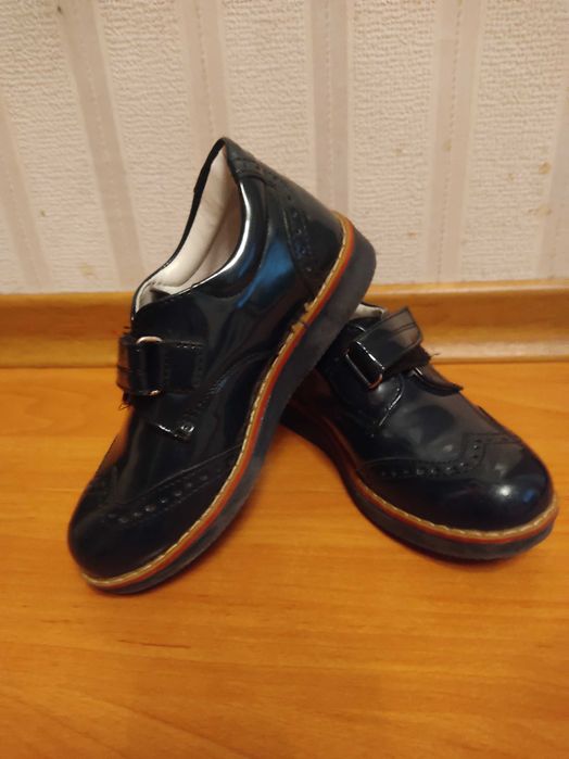 Официални обувки