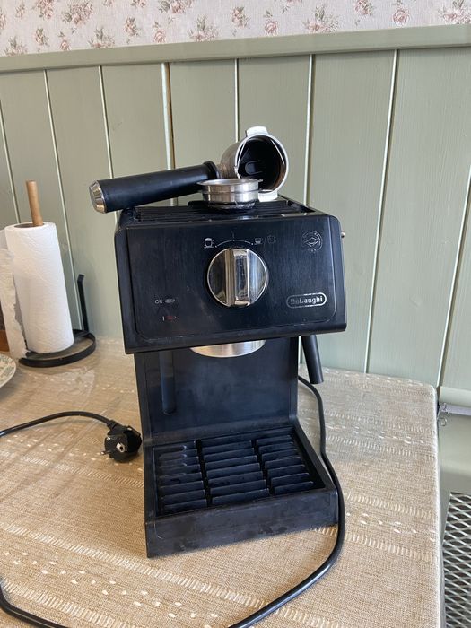 Кофемашина delonghi